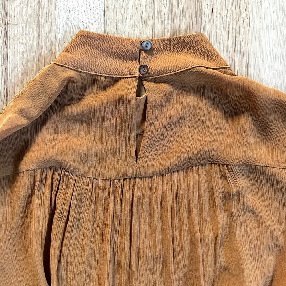 AMOUR VERT onie midi dress marigold flutter sleeve mockneck made in usa size M - Picture 15 of 16